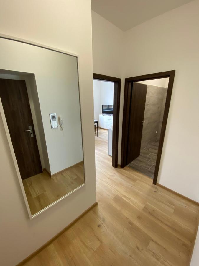 No. 34 Apartment Hradec Kralove Ngoại thất bức ảnh