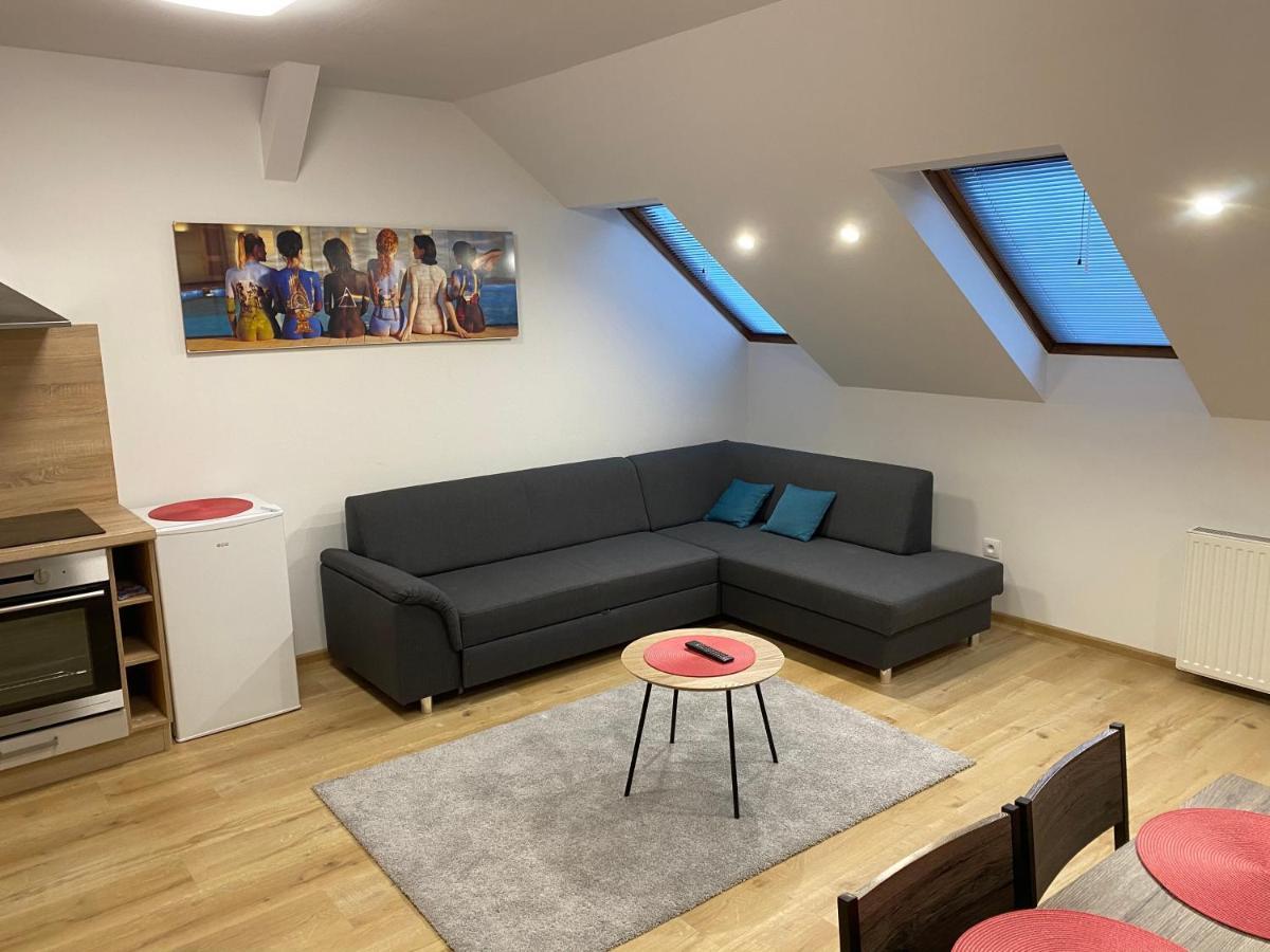 No. 34 Apartment Hradec Kralove Ngoại thất bức ảnh
